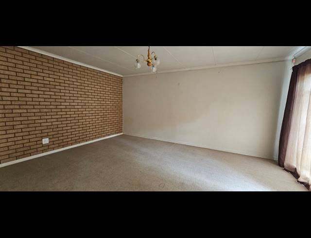 3 BEDROOM FREESTANDING FOR SALE IN PROTEA PARK